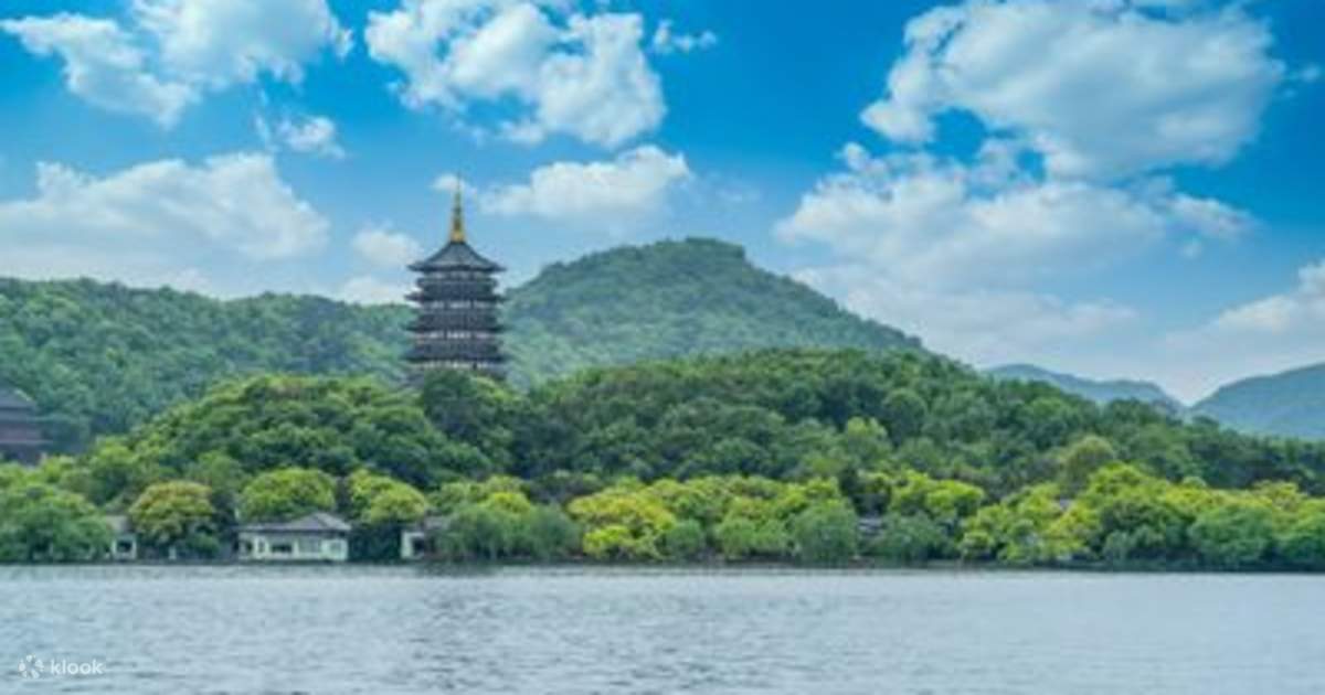 hangzhou-lingyin-temple-west-lake-and-prince-bay-park-one-day-tour